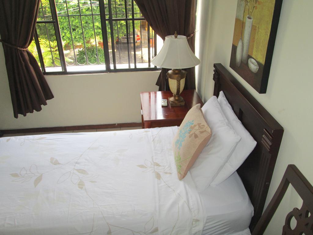 Hotel San Mateo San Salvador Room photo